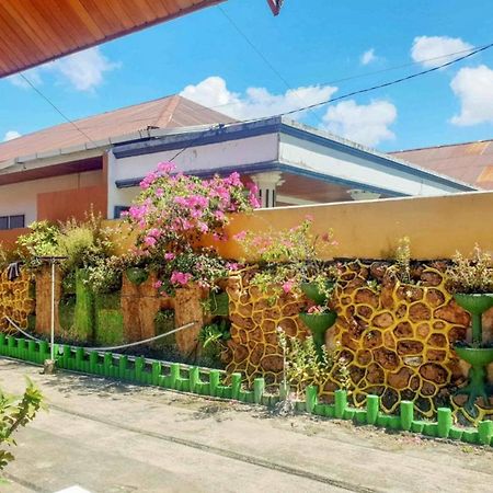 Hotel Mario Pulana Bone Watampone Exterior photo
